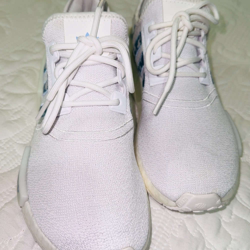 Adidas NMD R1 - Picture 3 of 6